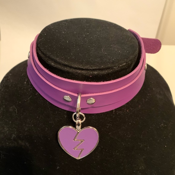 Punk Heart Leather Choker Collar Goth fashion - Picture 6 of 6